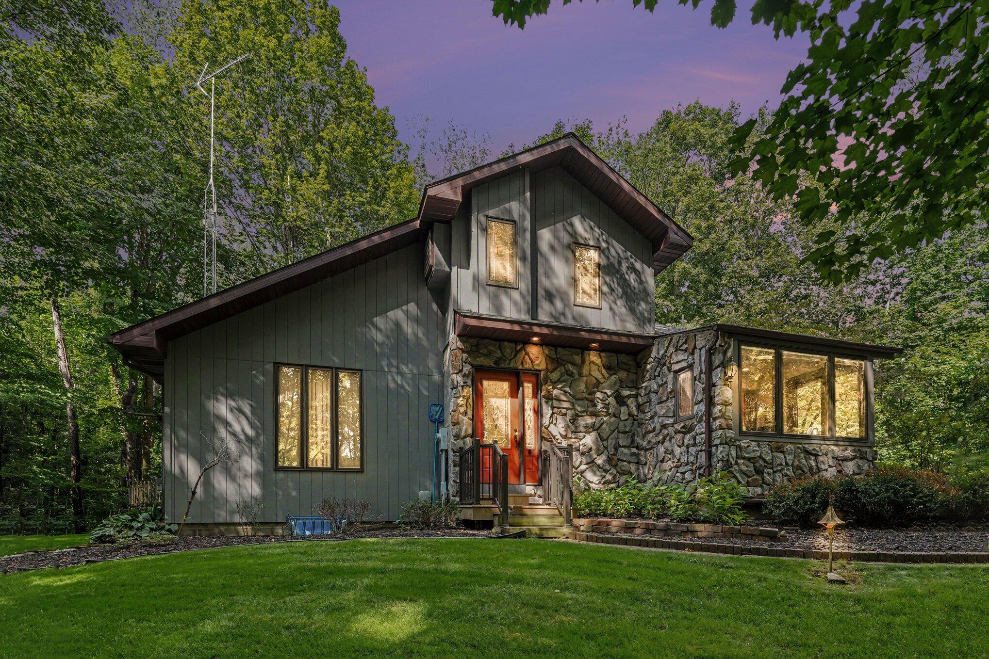 2913 Grange Road Berrien Springs, MI 49103 - Photo 2 of 36 001_file_4742