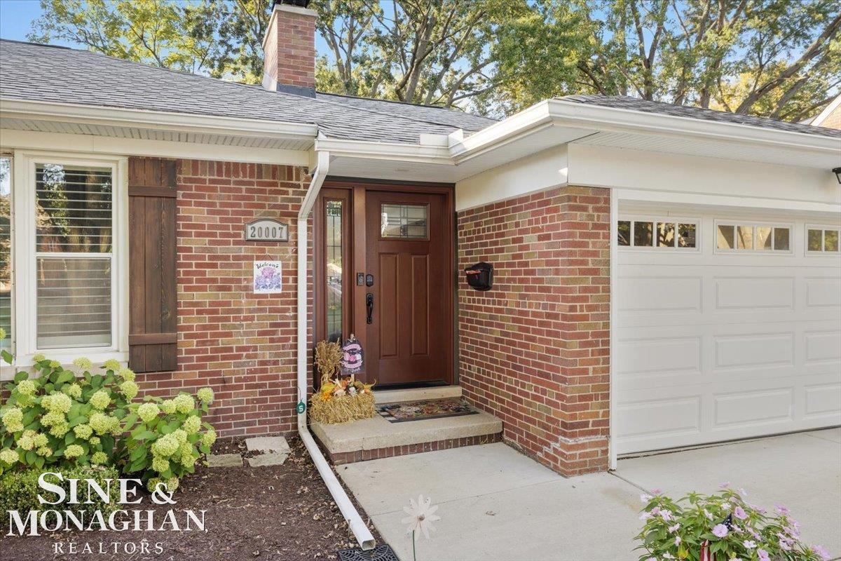 20007 Holiday Road Grosse Pointe, MI 48236 - Photo 43 of 52 50191157-23461C05-F26F-4417-91B6-347E785A862E.JPG