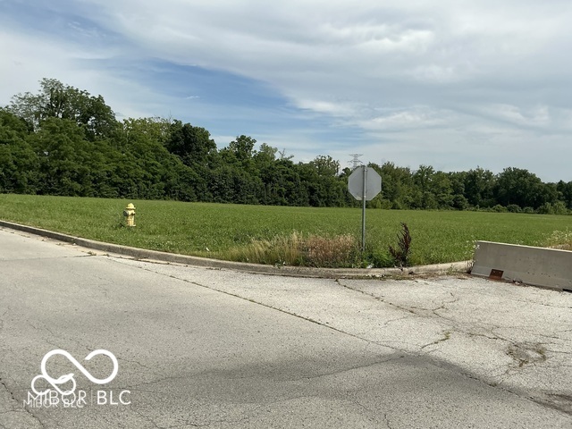 11205 Pendleton Pike Indianapolis, IN 46236 - Photo 2 of 6