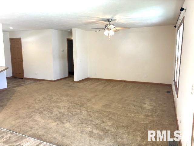 2800 Vía Rosso, Unit 603 Springfield, IL 62703 - Photo 9 of 44 Gallery Image 9