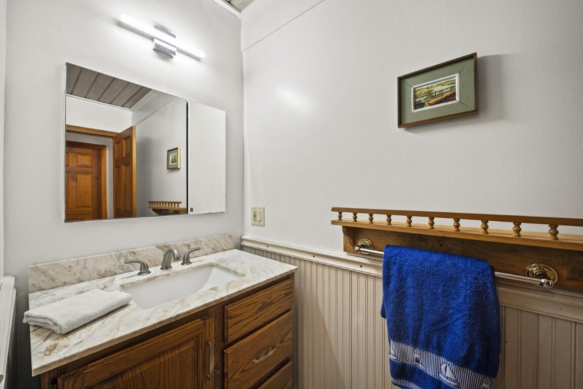 353 East Side Road Boothbay, ME 04571 - Photo 22 of 41 21