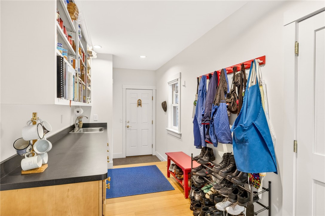 59 High Hill Road Tiverton, RI 02878 - Photo 25 of 50