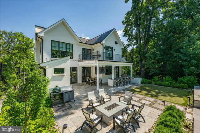 $4,395,000 | 2812 24th Street North, Arlington, VA 22207