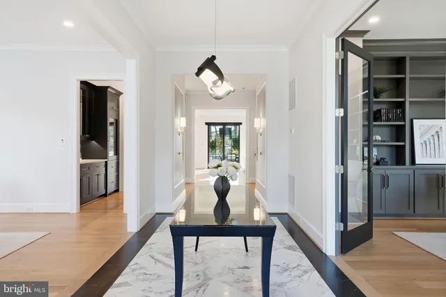 $4,395,000 | 2812 24th Street North, Arlington, VA 22207