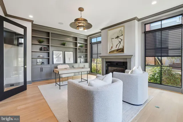 $4,395,000 | 2812 24th Street North, Arlington, VA 22207