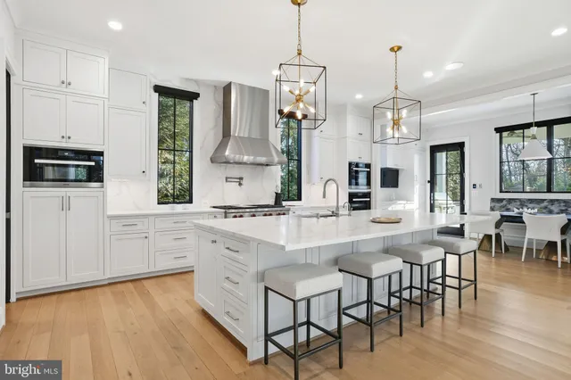 $4,395,000 | 2812 24th Street North, Arlington, VA 22207