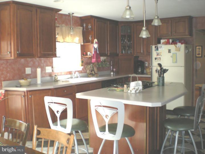 129 Coopers Kill Road Delran, NJ 08075 - Photo 13 of 25 Kitchen