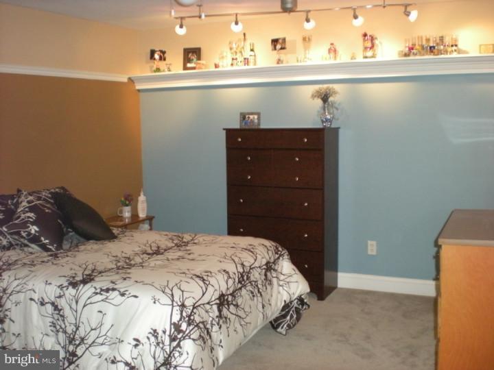 129 Coopers Kill Road Delran, NJ 08075 - Photo 15 of 25 Bedroom 2