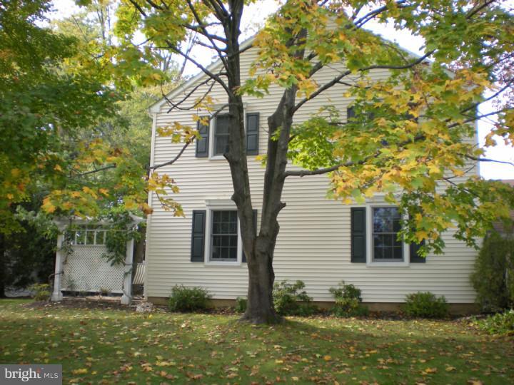 129 Coopers Kill Road Delran, NJ 08075 - Photo 3 of 25 Exterior Side