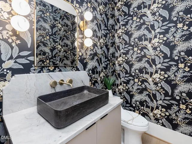 $3,625,000 | 7013 Buckhead Drive, Raleigh, NC 27615