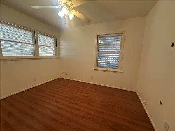 $309,900 | 7209 Sycamore Drive, Galveston, TX 77551