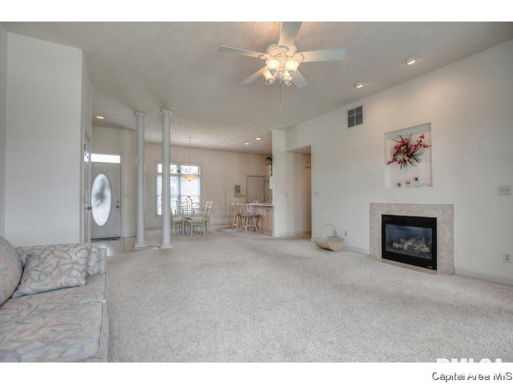 2908 Kipling Court Springfield, IL 62711 - Photo 7 of 36