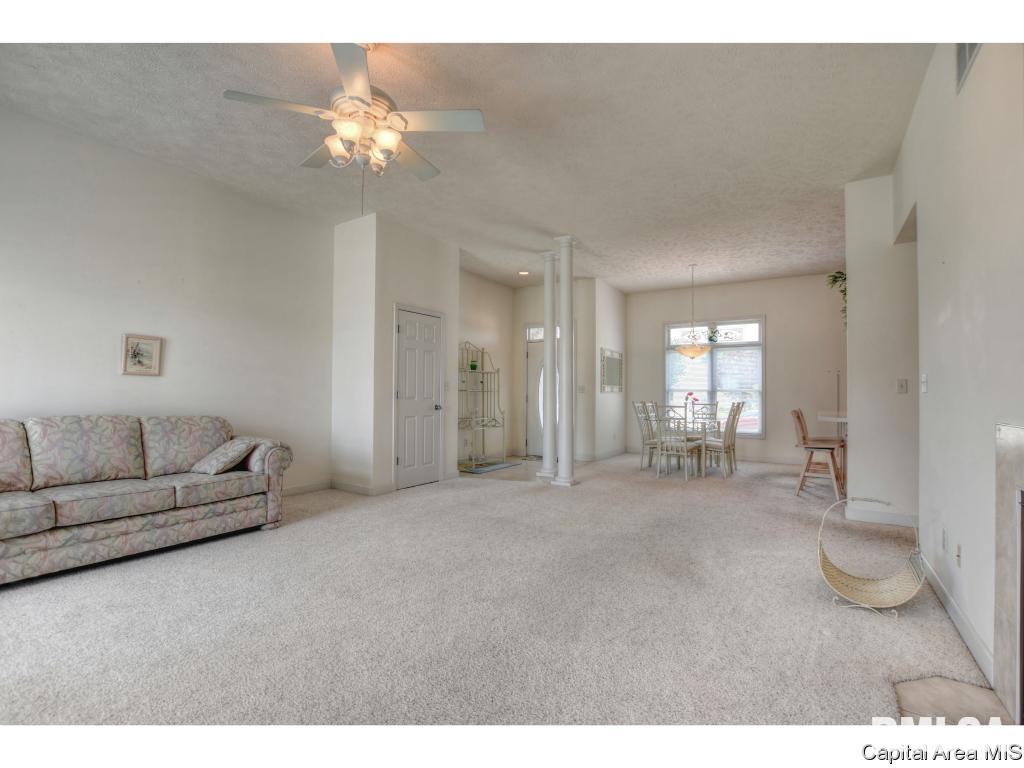 2908 Kipling Court Springfield, IL 62711 - Photo 8 of 36