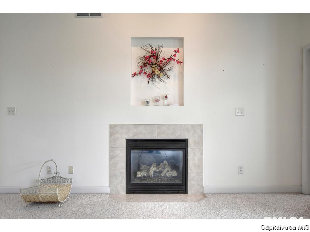 2908 Kipling Court Springfield, IL 62711 - Photo 9 of 36
