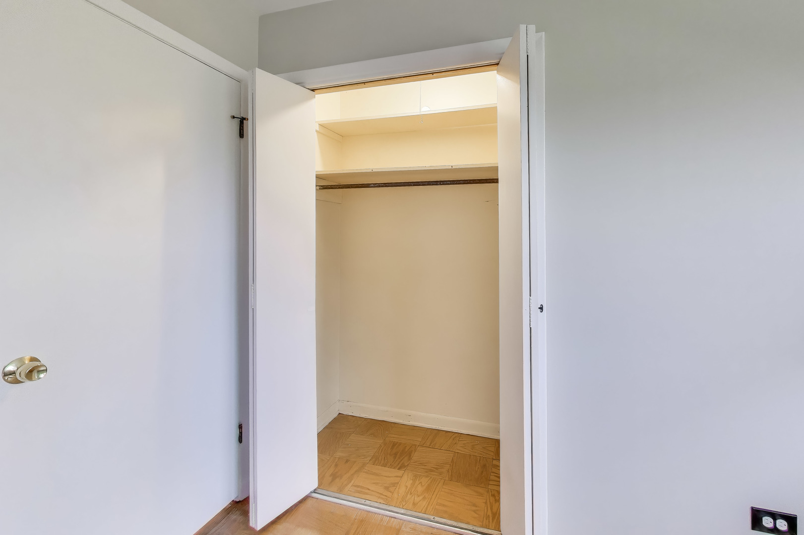 400 Landmeier Road Elk Grove Village, IL 60007 - Photo 25 of 33