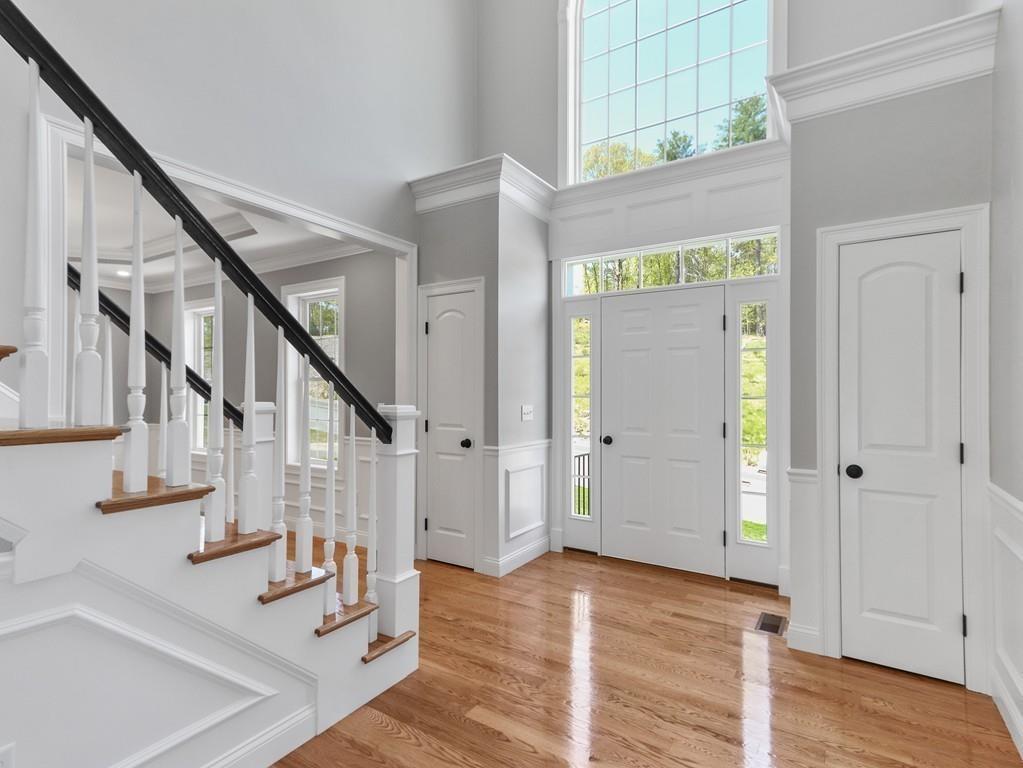 4 Silver Oak Road, Unit LOT 9 Hudson, MA 01749 - Photo 5 of 42 Gallery Image 5