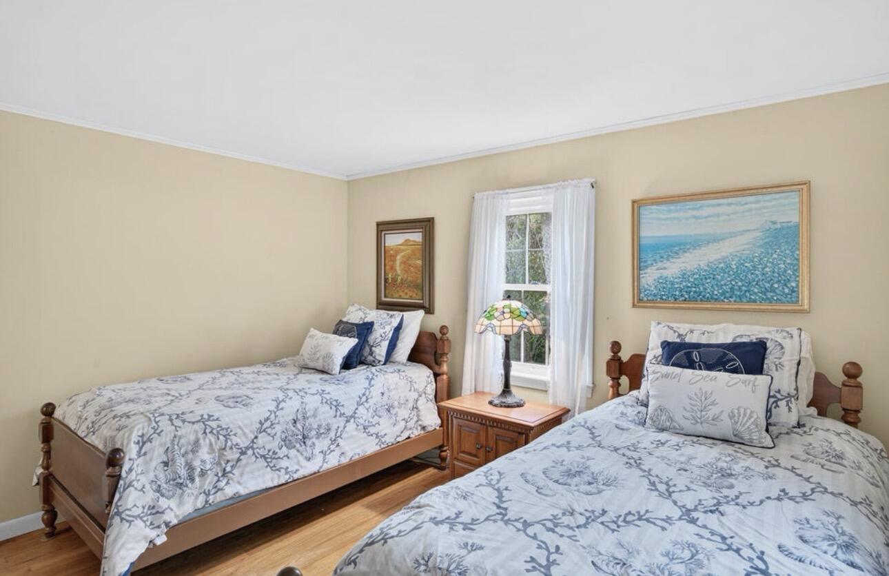 19 Whig Street Dennis, MA 02638 - Photo 24 of 42 IMG_1227