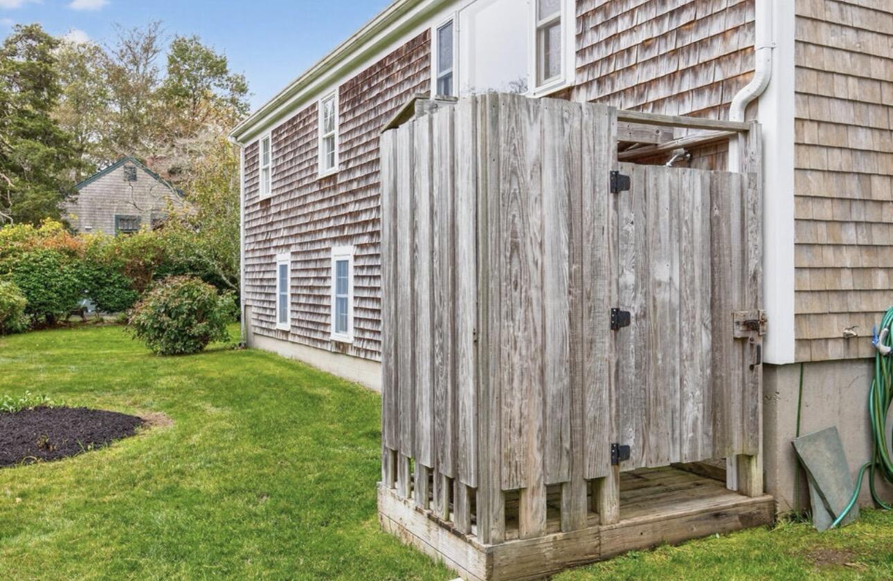 19 Whig Street Dennis, MA 02638 - Photo 33 of 42 IMG_1236