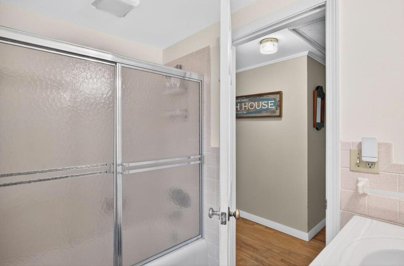 19 Whig Street Dennis, MA 02638 - Photo 36 of 42 IMG_1239