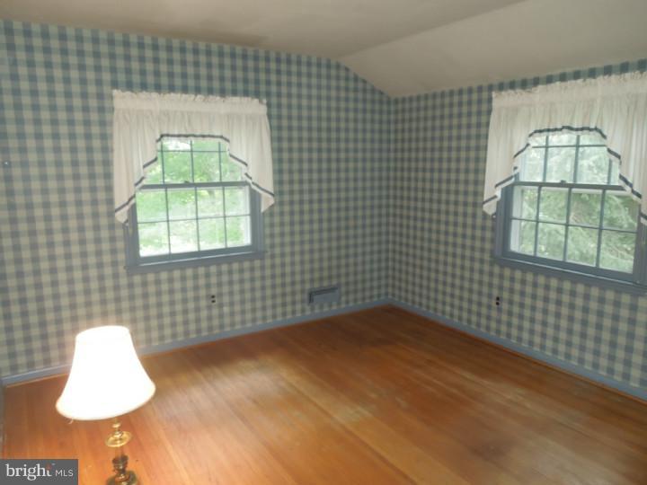 315 Wayland Road Cherry Hill, NJ 08034 - Photo 16 of 18 Gallery Image 16