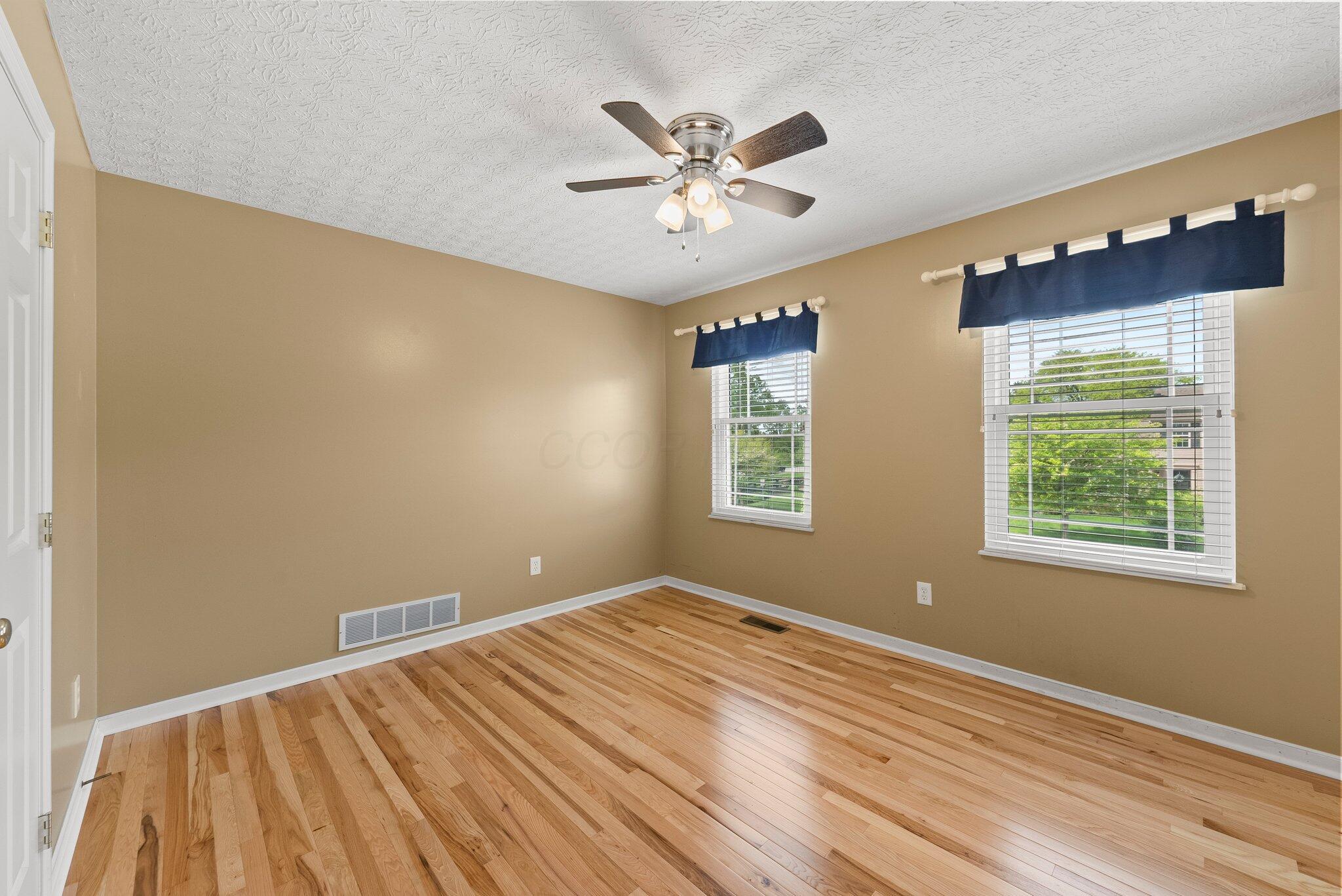 2938 Splitrock Road Columbus, OH 43221 - Photo 38 of 54 Bedroom