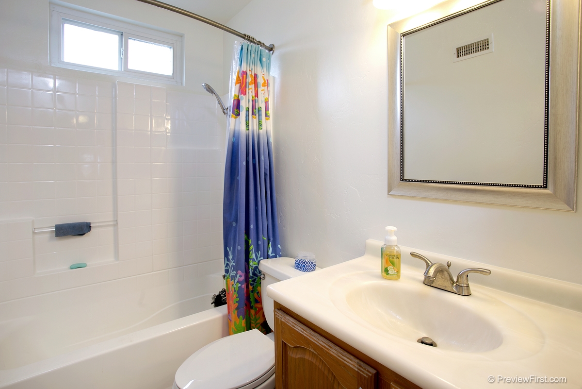 9045 Northcote Road Santee, CA 92071 - Photo 14 of 25 Gallery Image 14