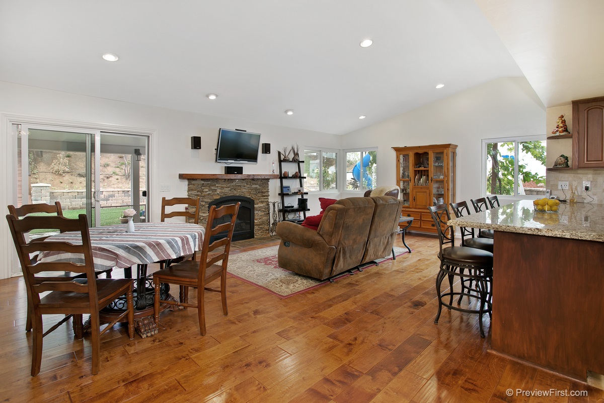 9045 Northcote Road Santee, CA 92071 - Photo 4 of 25 Gallery Image 4