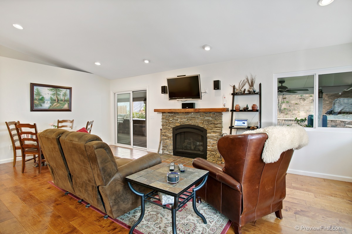 9045 Northcote Road Santee, CA 92071 - Photo 5 of 25 Gallery Image 5