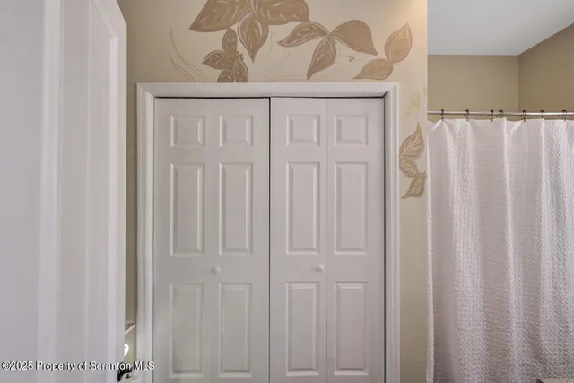 $250,000 | 6898 Maple Street, Kingsley, PA 18826