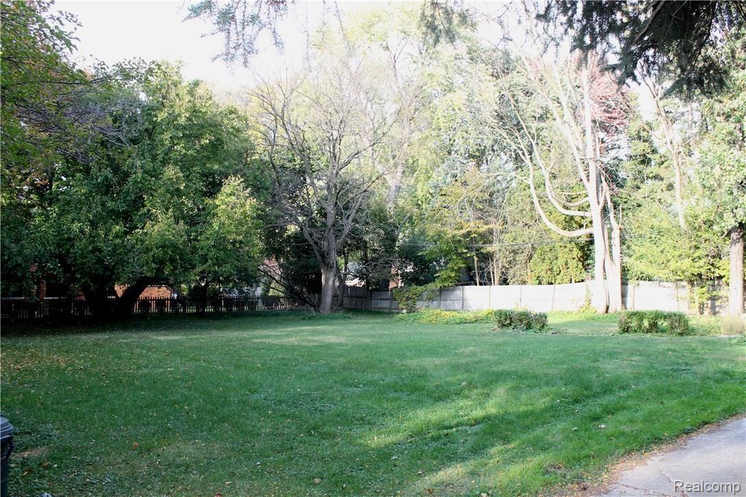 1000 Harvard Road Grosse Pointe, MI 48230 - Photo 34 of 50 IMG_8016.JPG