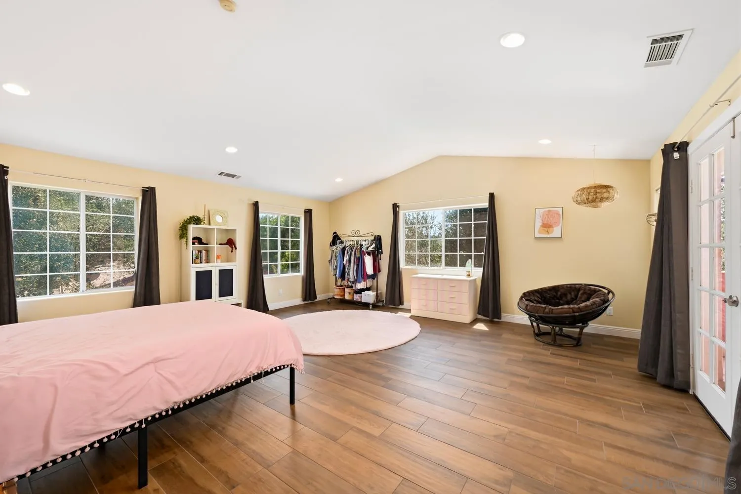 2744 Felicita Road Escondido, CA 92029 - Photo 19 of 32 Gallery Image 19