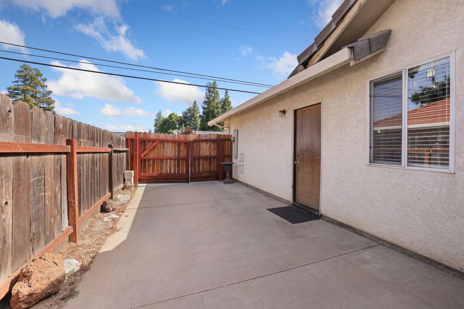 924 East Milgeo Avenue Ripon, CA 95366 - Photo 29 of 33