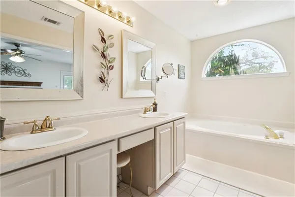 $275,000 | 3045 Meadow Lake Drive West, Slidell, LA 70461