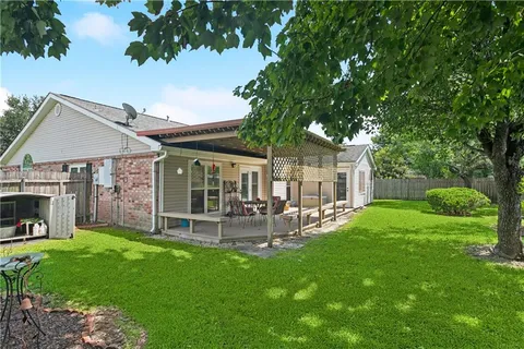 $287,500 | 3045 Meadow Lake Drive West, Slidell, LA 70461