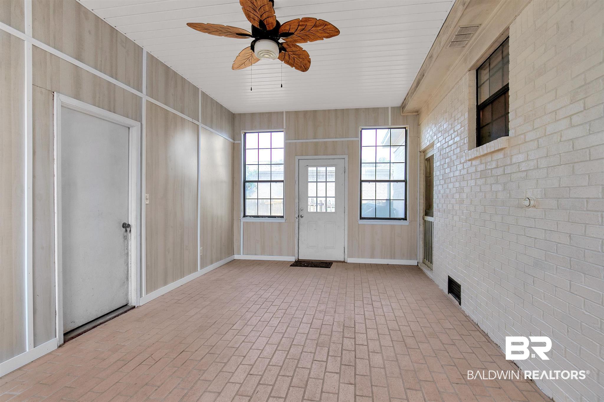 9845 Fairway Drive Foley, AL 36535 - Photo 17 of 30 Florida Room