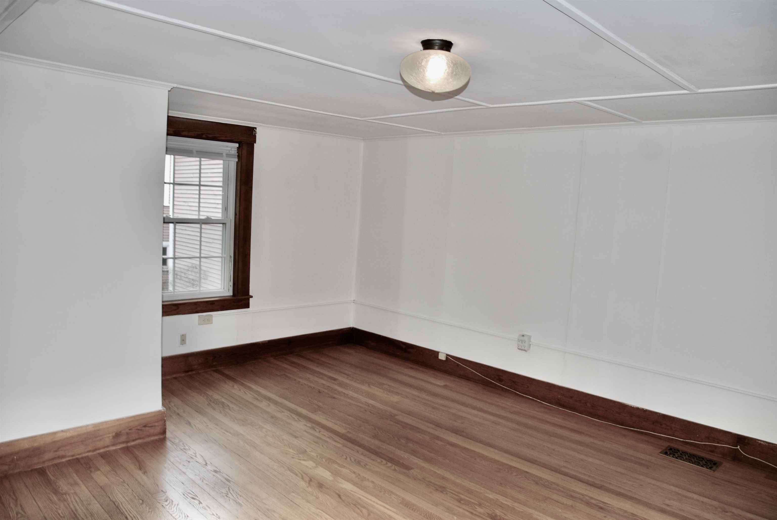 21 Union Street, Unit 2 Concord, NH 03301 - Photo 15 of 18