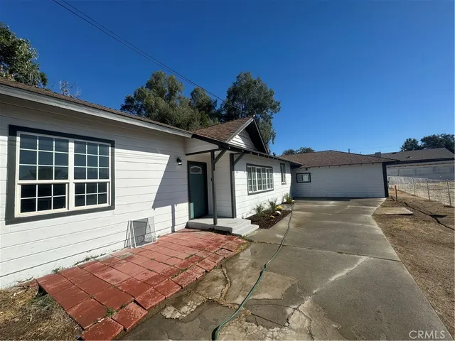 $565,000 | 1450 Washington Street, Redlands, CA 92374