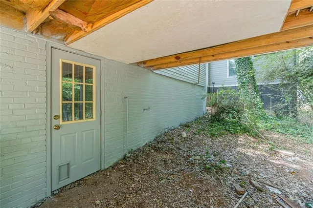 $1,900 | 1226 Thomas Road, Decatur, GA 30030