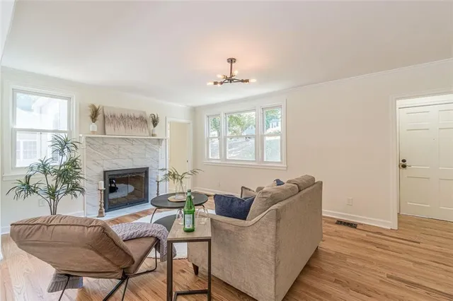 $1,900 | 1226 Thomas Road, Decatur, GA 30030