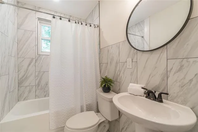 $1,900 | 1226 Thomas Road, Decatur, GA 30030