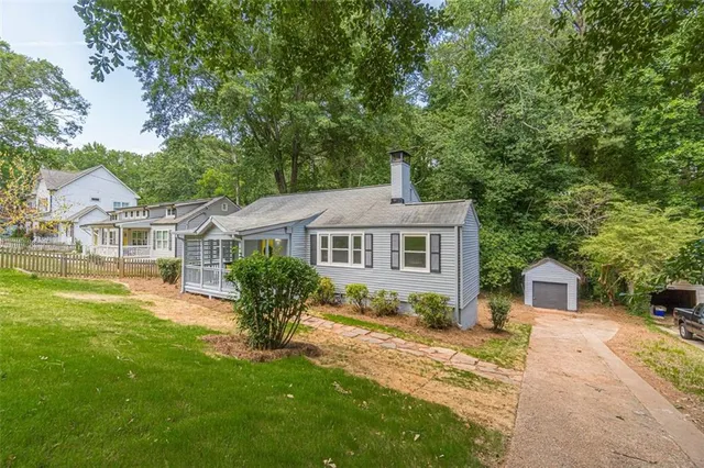 $1,900 | 1226 Thomas Road, Decatur, GA 30030