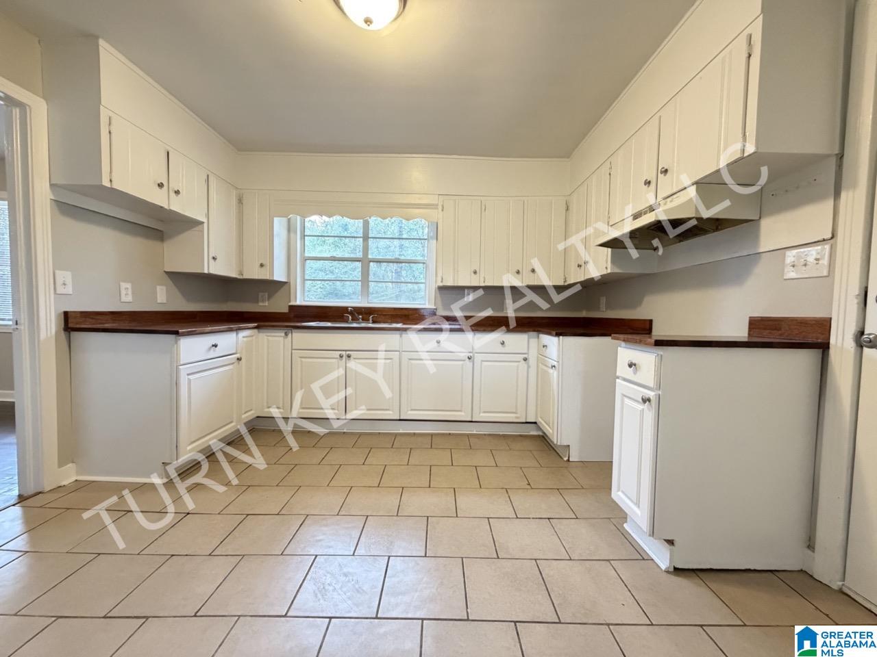 908 5 Mile Road Birmingham, AL 35215 - Photo 2 of 12