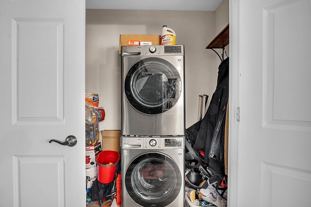 3 Elm Street, Unit 4 Boston, MA 02122 - Photo 23 of 24 a utility room with dryer and washer