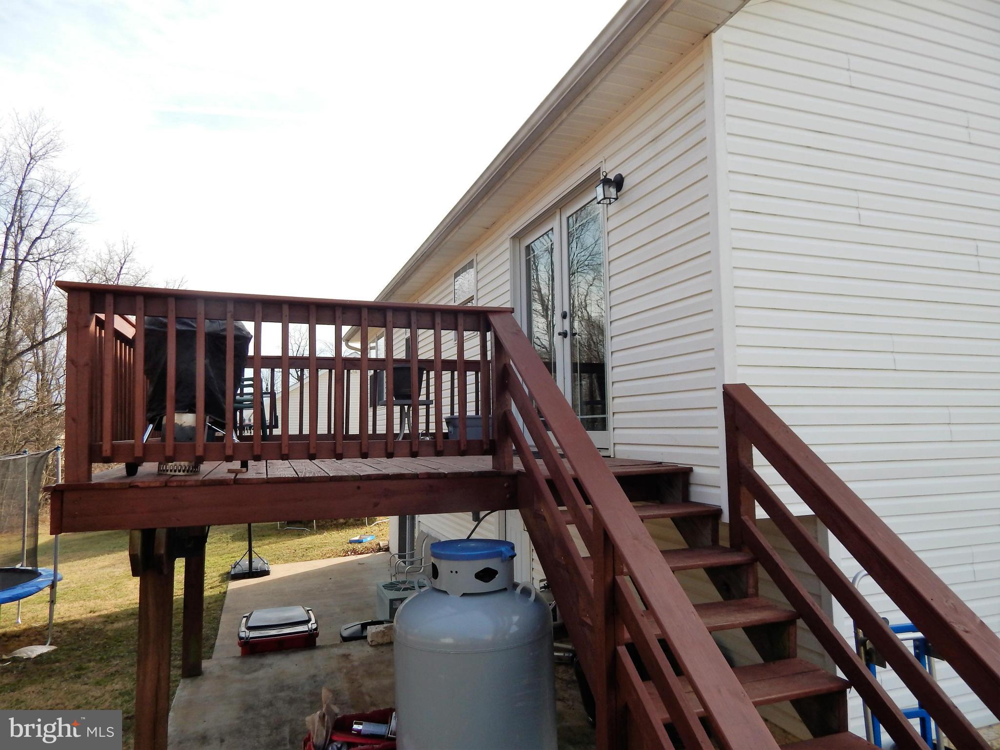 118 Michelle Drive Ranson, WV 25438 - Photo 16 of 25 Deck