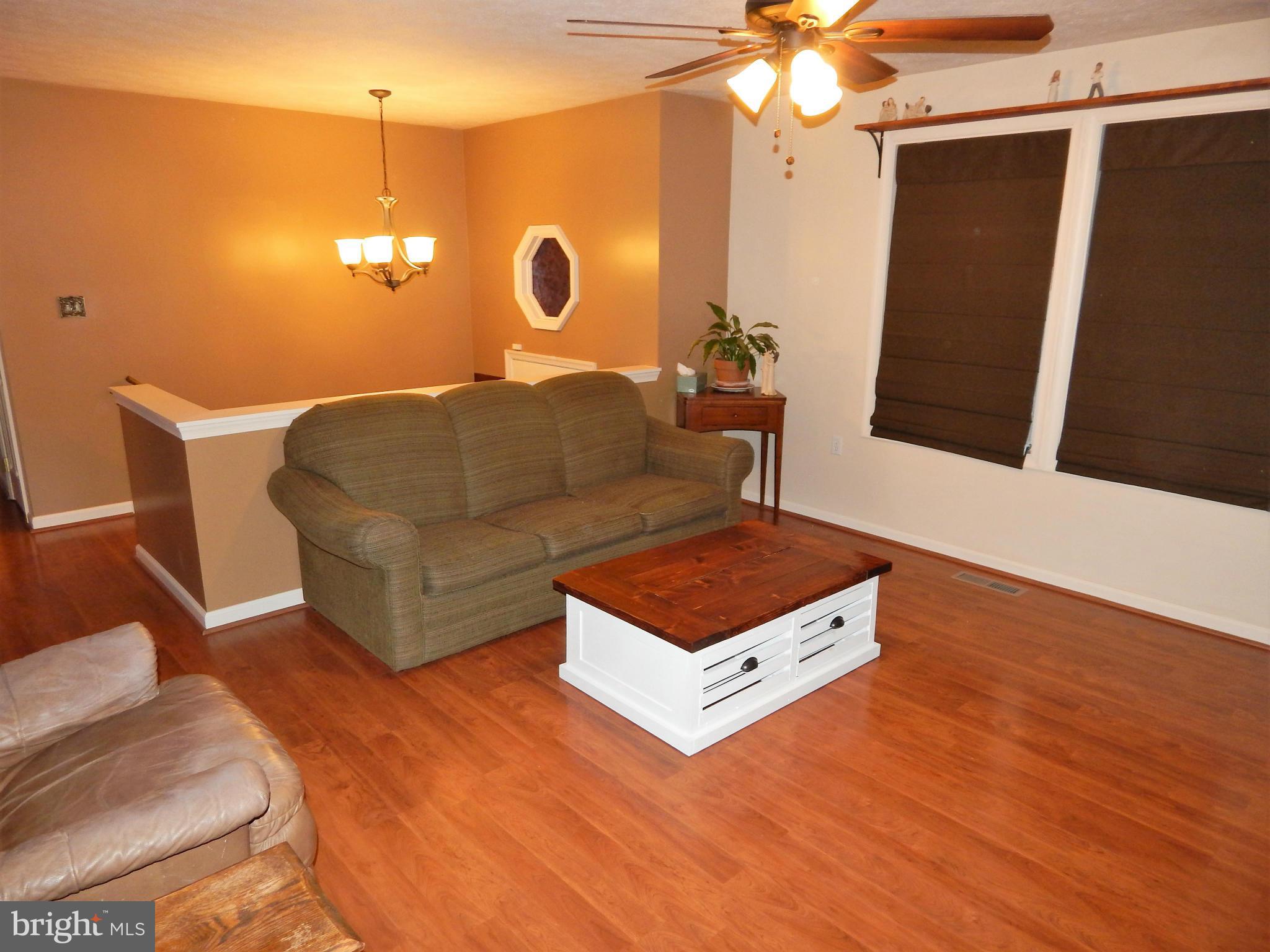 118 Michelle Drive Ranson, WV 25438 - Photo 9 of 25 Living Room
