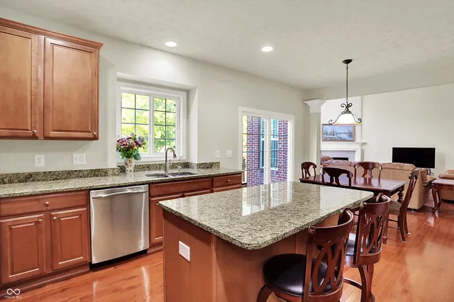 $843,000 | 3884 Long Ridge Boulevard, Carmel, IN 46074