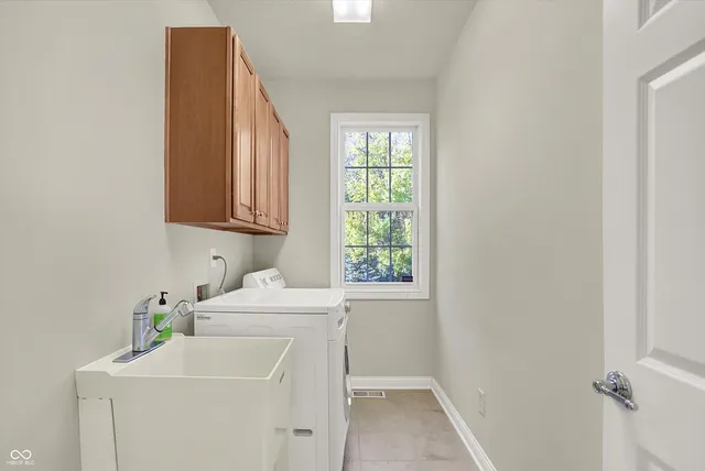 $843,000 | 3884 Long Ridge Boulevard, Carmel, IN 46074