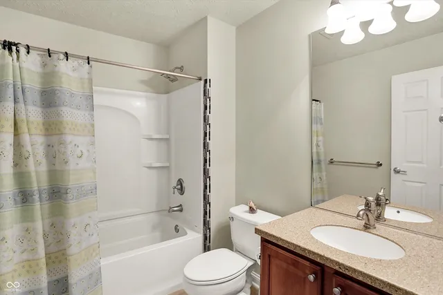 $843,000 | 3884 Long Ridge Boulevard, Carmel, IN 46074