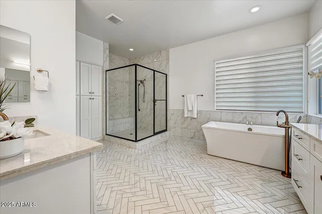 $7,950 | 9407 South 13th Way, Phoenix, AZ 85042