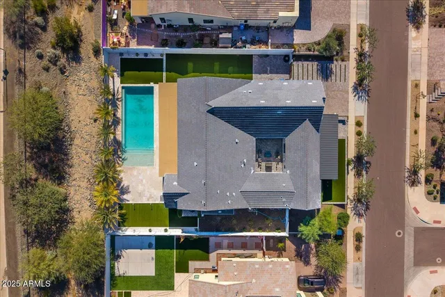 $7,950 | 9407 South 13th Way, Phoenix, AZ 85042